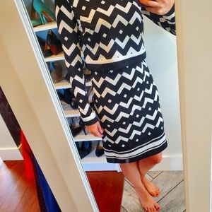 🛍 INC Black & White Pattern Long Sleeve Dress
